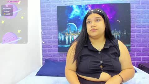 Danna online show from 6, 4, 2026