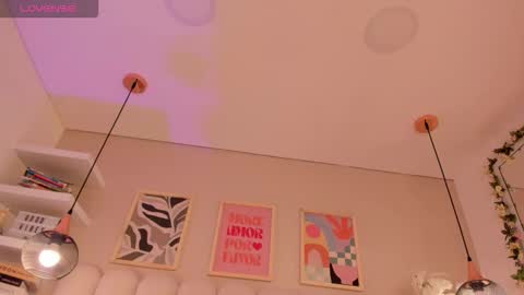 Amber  online show from 8, 11, 2025