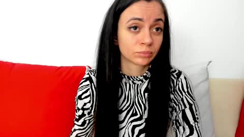 cute_angel95 online show from 27, 1, 2025