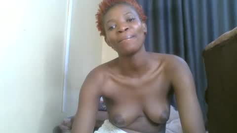 cute_banice online show from 31, 12, 2024