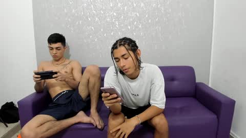 Snapshot of cute_boys18 chatting on 22, 1, 2025 ARTURO-18 MATIAS-18 NIKOLAY-19 HADES-18 GABO-19 online show from 22, 1, 2025