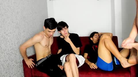 Snapshot of cute_boys18 chatting on 30, 1, 2025 ARTURO-18 MATIAS-18 NIKOLAY-19 HADES-18 GABO-19 online show from 30, 1, 2025