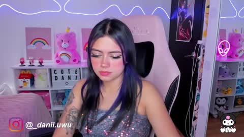 Snapshot of cute_dani__ chatting on 5, 2, 2025 Dani online show from 5, 2, 2025