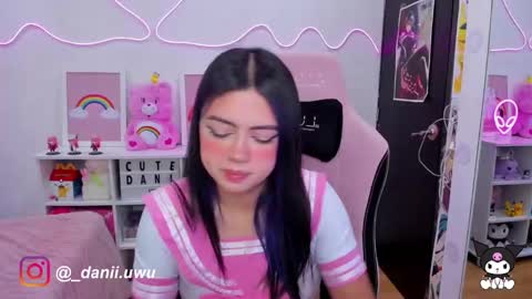 Snapshot of cute_dani__ chatting on 7, 2, 2025 Dani online show from 7, 2, 2025