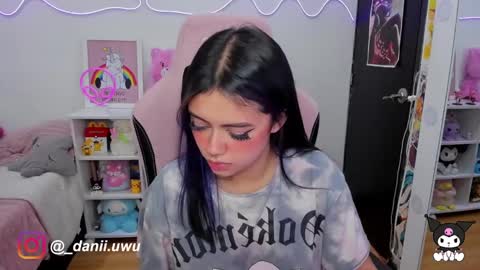 Snapshot of cute_dani__ chatting on 3, 3, 2025 Dani online show from 3, 3, 2025
