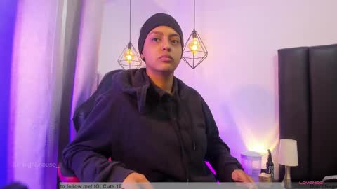    Independent Model online show from 5, 6, 2026