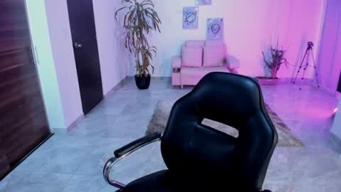 Snapshot of cute_fox_1 chatting on 22, 6, 2026 Bella Fox online show from 22, 6, 2026