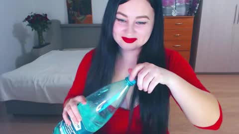 Snapshot of cute_jes chatting on 19, 2, 2025 cute_jes online show from 19, 2, 2025