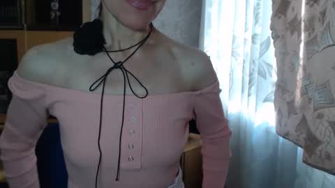 cute_lion_ online show from 12, 1, 2025