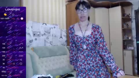 cute_lion_ online show from 11, 3, 2025