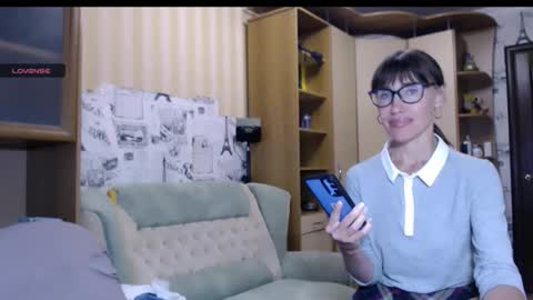 cute_lion_ online show from 10, 9, 2025