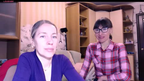 cute_lion_ online show from 15, 2, 2026