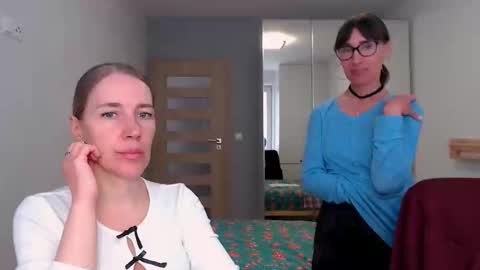 Snapshot of cute_lion_ chatting on 23, 4, 2026 cute_lion_ online show from 23, 4, 2026