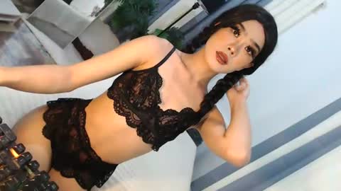 Snapshot of cute_maloi chatting on 23, 7, 2026 Jane online show from 23, 7, 2026