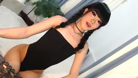 Snapshot of cute_maloi chatting on 29, 7, 2026 Jane online show from 29, 7, 2026