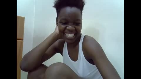 Snapshot of cute_marion chatting on 23, 1, 2025 cute_marion online show from 23, 1, 2025