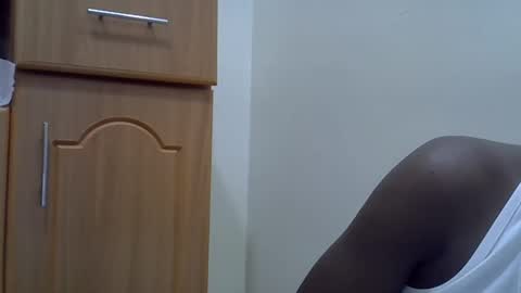Snapshot of cute_marion chatting on 2, 2, 2025 cute_marion online show from 2, 2, 2025