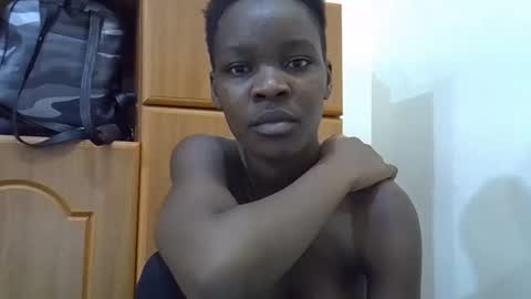 Snapshot of cute_marion chatting on 5, 2, 2025 cute_marion online show from 5, 2, 2025