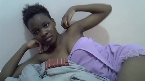 Snapshot of cute_marion chatting on 12, 2, 2025 cute_marion online show from 12, 2, 2025