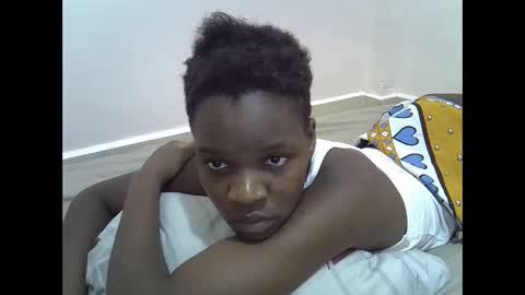 Snapshot of cute_marion chatting on 13, 2, 2025 cute_marion online show from 13, 2, 2025