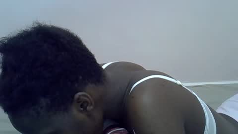Snapshot of cute_marion chatting on 14, 2, 2025 cute_marion online show from 14, 2, 2025