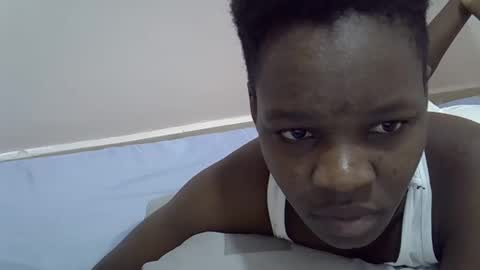 Snapshot of cute_marion chatting on 21, 2, 2025 cute_marion online show from 21, 2, 2025