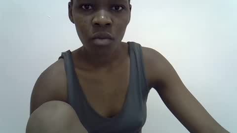Snapshot of cute_marion chatting on 23, 2, 2025 cute_marion online show from 23, 2, 2025
