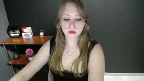Veronica online show from 6, 2, 2025