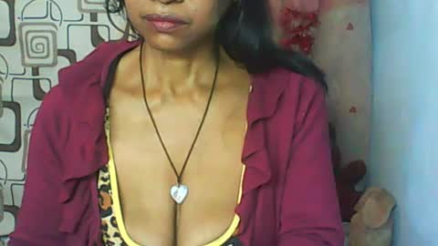 Snapshot of cute_moll chatting on 8, 7, 2026 murielle online show from 8, 7, 2026