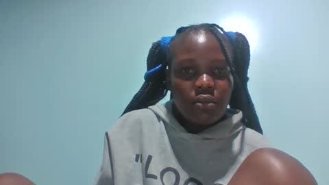 Snapshot of cute_roxie chatting on 14, 2, 2025 cute_roxie online show from 14, 2, 2025