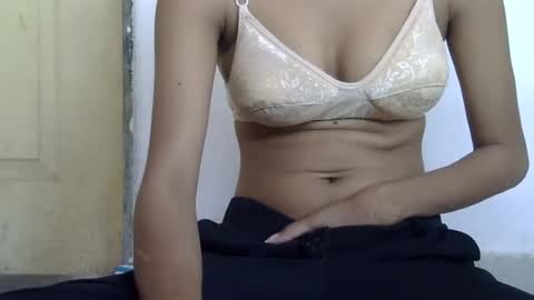 Snapshot of cute_ruhii chatting on 13, 7, 2026 ruhi online show from 13, 7, 2026