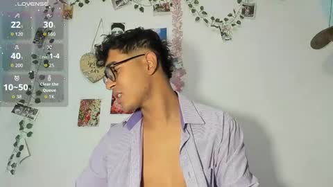 Snapshot of cute_sammy_1 chatting on 28, 11, 2025 cute_sammy_1 online show from 28, 11, 2025