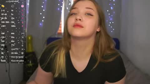 Snapshot of cute_sharloti chatting on 31, 5, 2026 Sasha online show from 31, 5, 2026