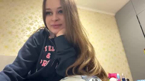 cute_shy00 online show from 10, 11, 2025