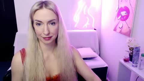 cute_smile_shy online show from 26, 2, 2026