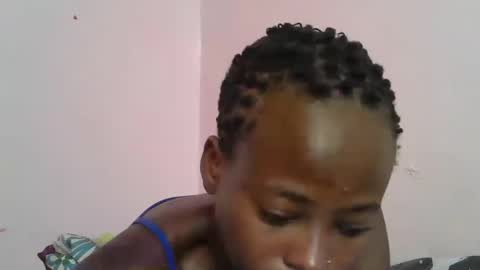 cute_sonny online show from 12, 12, 2024