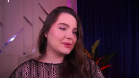 Amber online show from 9, 11, 2025