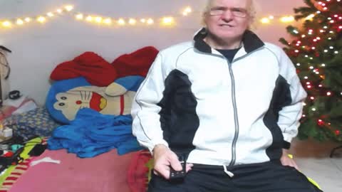 CuteAndSexyOne  Na and Brian online show from 2, 1, 2025