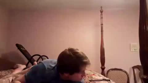 cuteboii29 online show from 20, 2, 2025