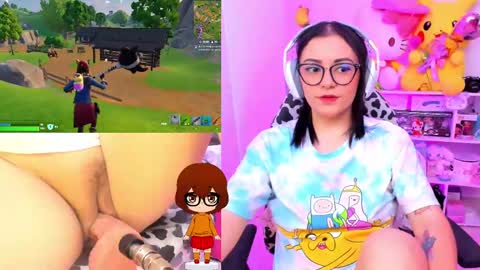 Cinna independent model online show from 10, 2, 2025