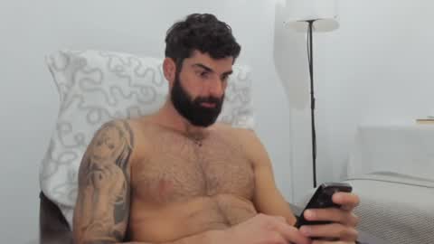 Snapshot of cuteeboy chatting on 4, 2, 2025 cuteeboy online show from 4, 2, 2025