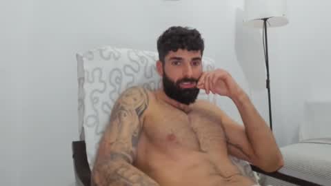 Snapshot of cuteeboy chatting on 3, 3, 2025 cuteeboy online show from 3, 3, 2025