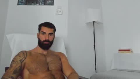 Snapshot of cuteeboy chatting on 5, 10, 2025 cuteeboy online show from 5, 10, 2025