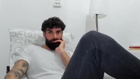 cuteeboy online show from 20, 2, 2026