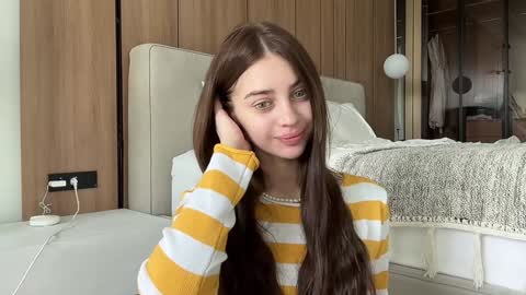 Snapshot of cuteelsa_ chatting on 2, 2, 2025 Elsa online show from 2, 2, 2025