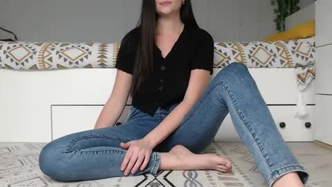 Anna online show from 28, 9, 2025