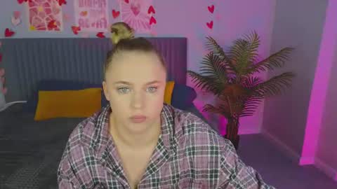 Snapshot of cutefever chatting on 15, 6, 2026 Amyy online show from 15, 6, 2026