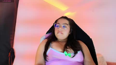 Snapshot of cutejess45 chatting on 6, 6, 2026 tell me jess online show from 6, 6, 2026