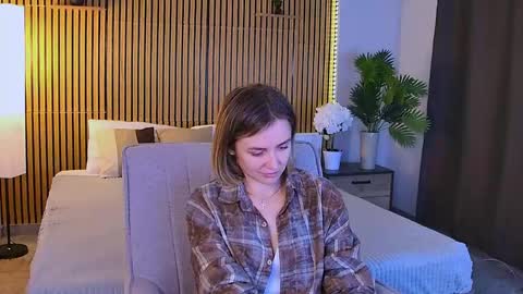 cutemirage online show from 18, 4, 2026