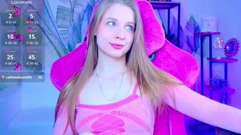 Rina online show from 11, 3, 2026